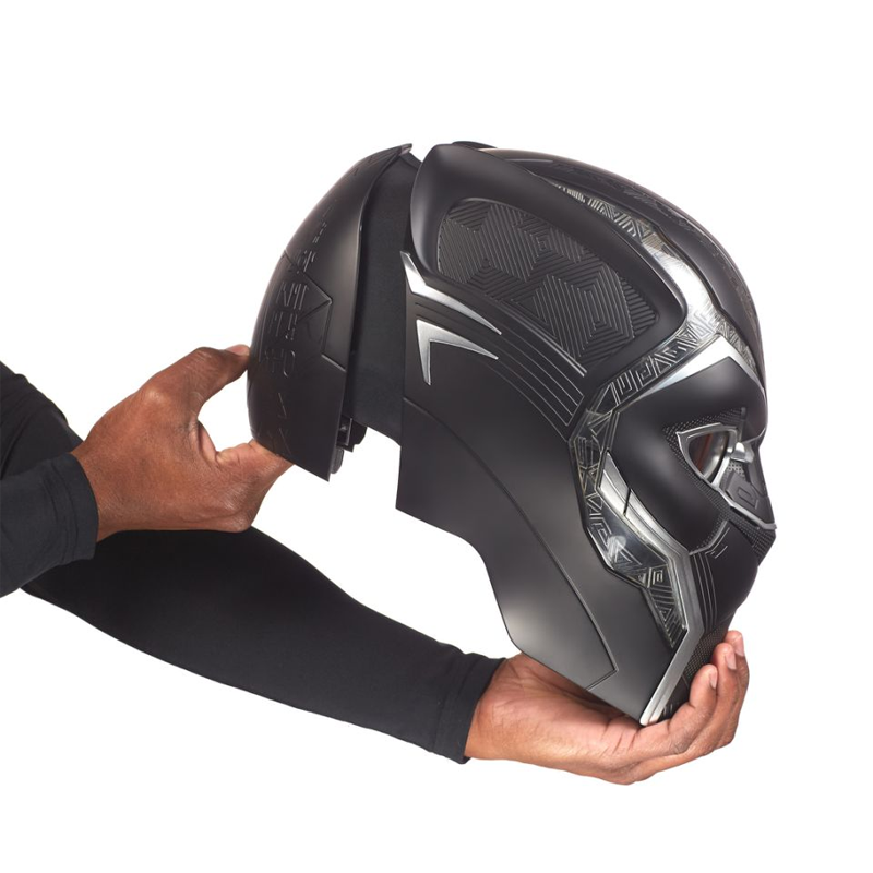 Illustration for article titled Hasbro's Fancy New Black Panther Mask Is Fit for a King
